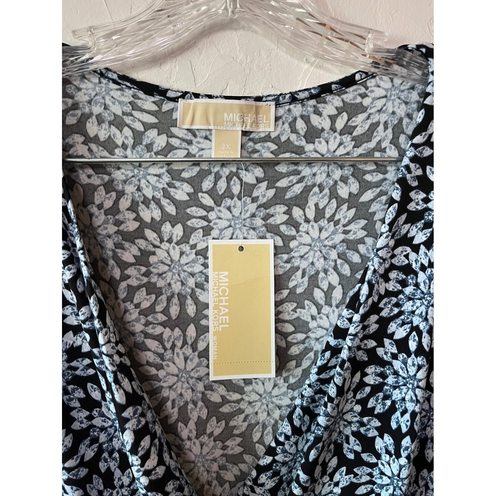 Michael Kors Womens 3X Cloud Black Floral Print Long Sleeve Wrap Dress NWT - Picture 2 of 7